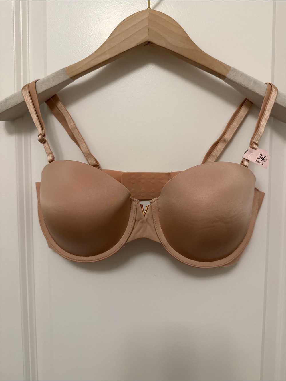 Victoria's Secret Nude/Beige Molded Underwire Bra